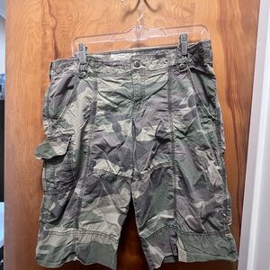 Men's Vintage Camouflage Cargo Shorts